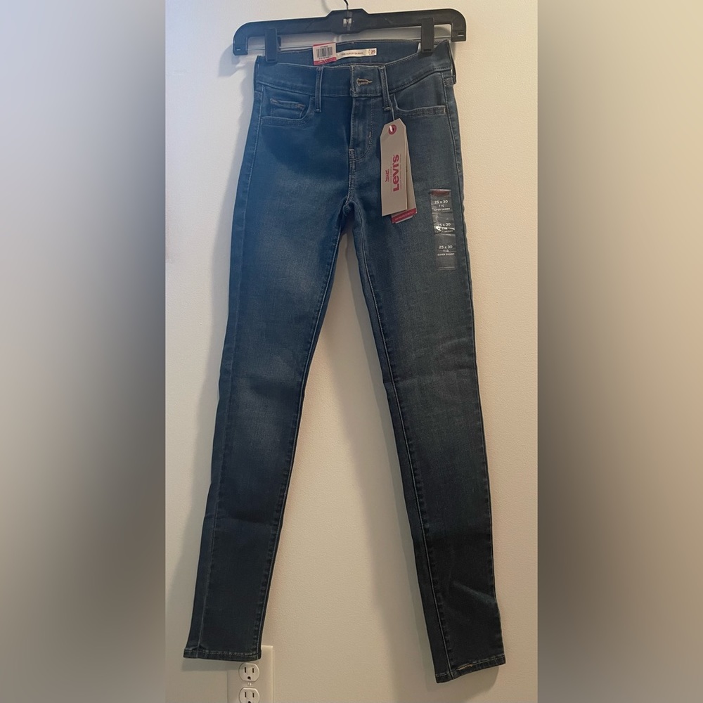710 Super Skinny Levi’s